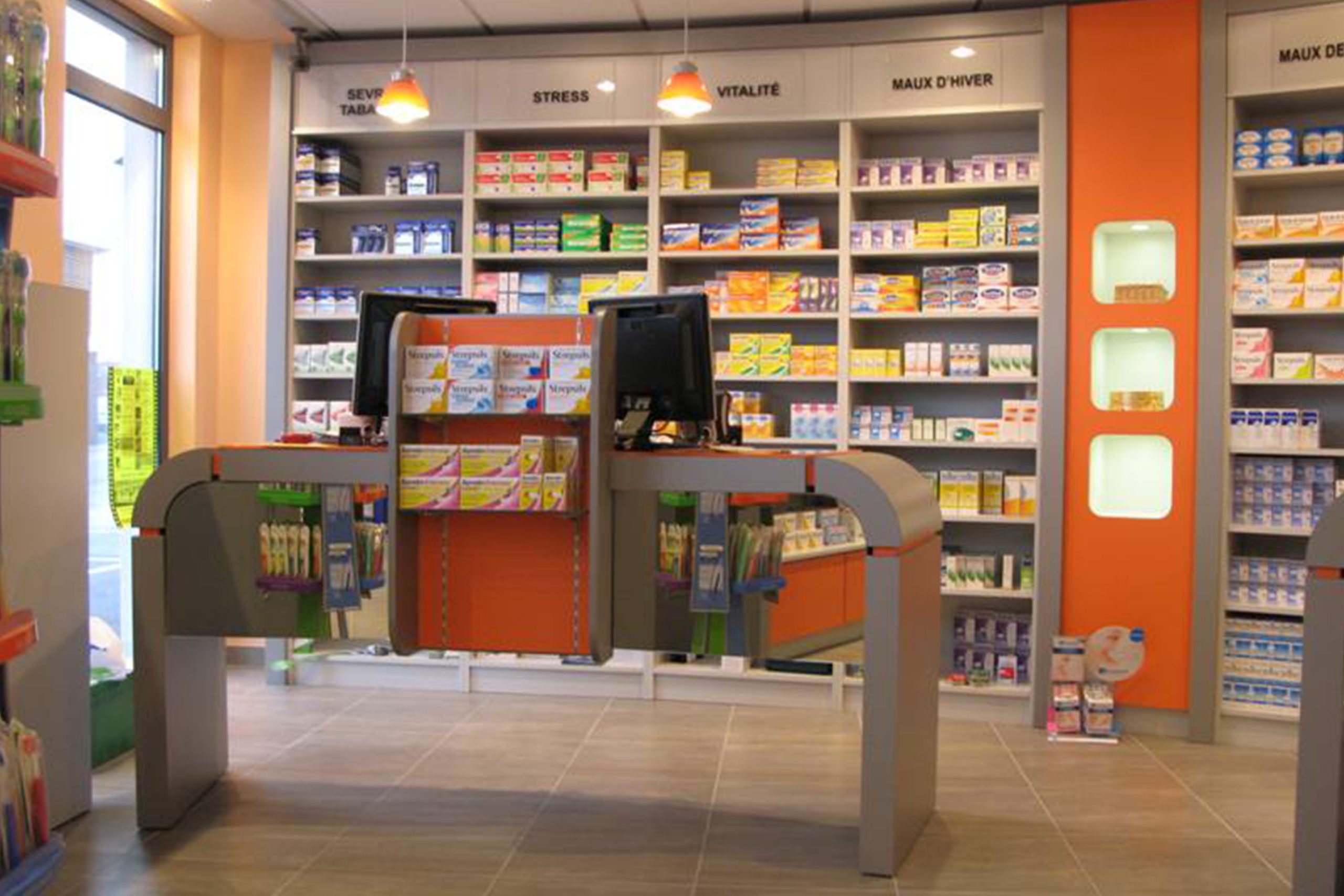 agencement magasin pharmaceutique rennes 35